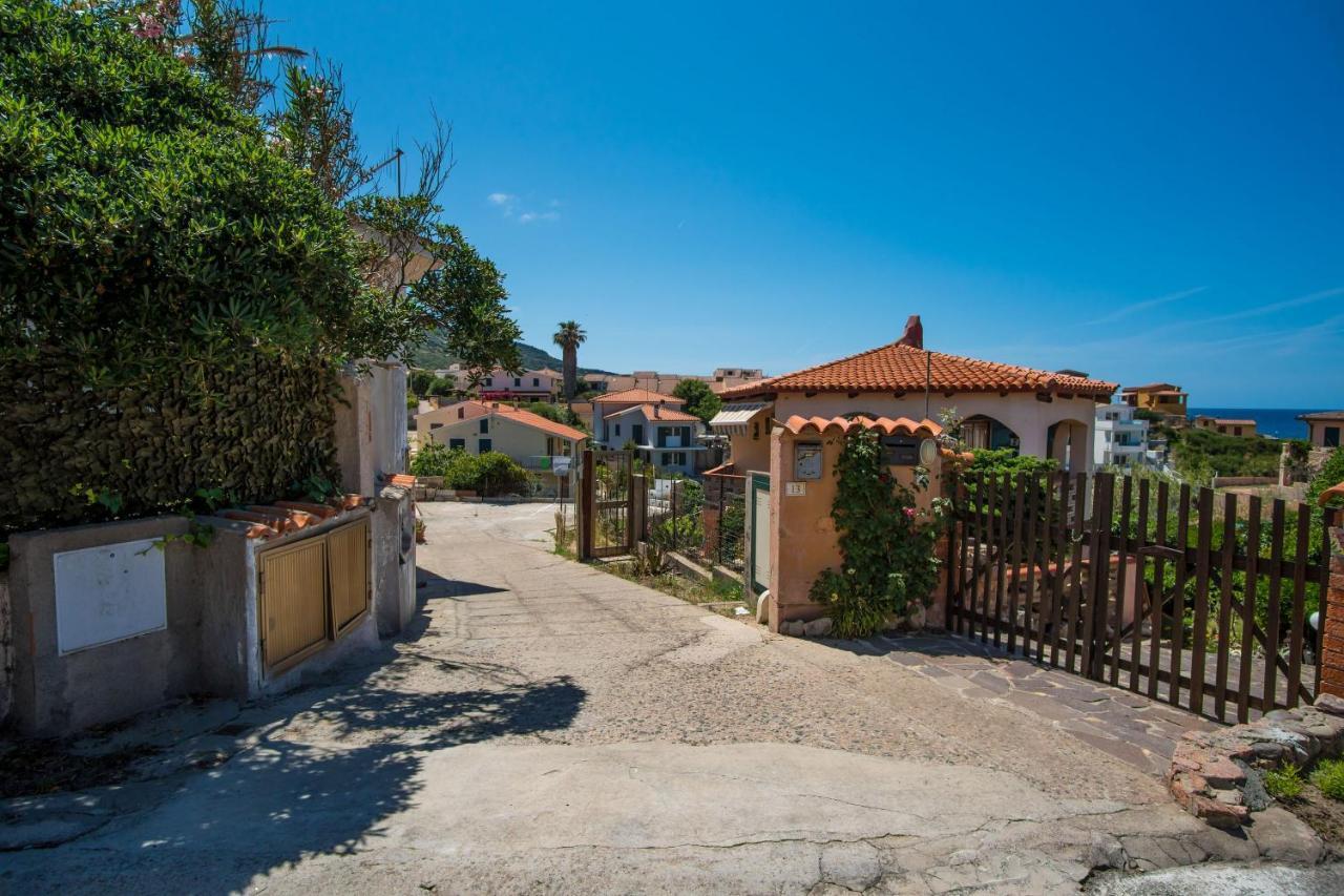Casa Vacanze Patrizia Valledoria  Zewnętrze zdjęcie